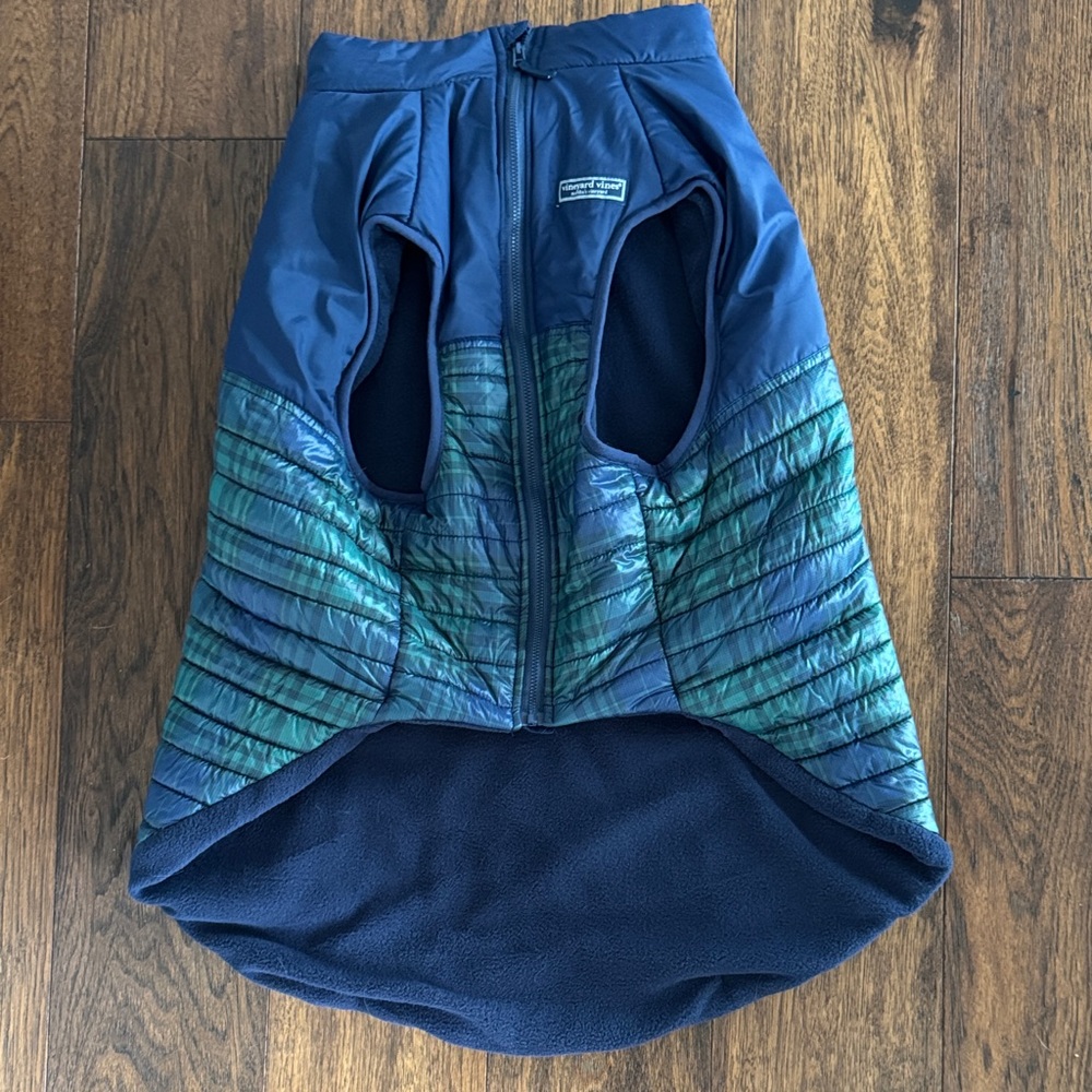 Found My Animal - Vineyard Vines X Fma Pet Puffer Jacket
🐾